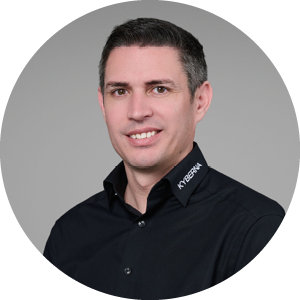 Alexander Zorn – CEO